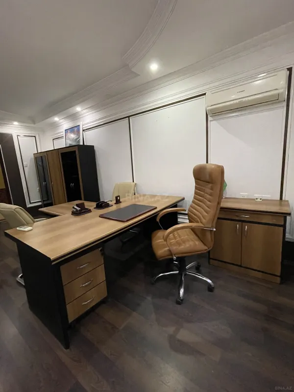 Kirayə verilir 1 otaqlı ofis 24 m²