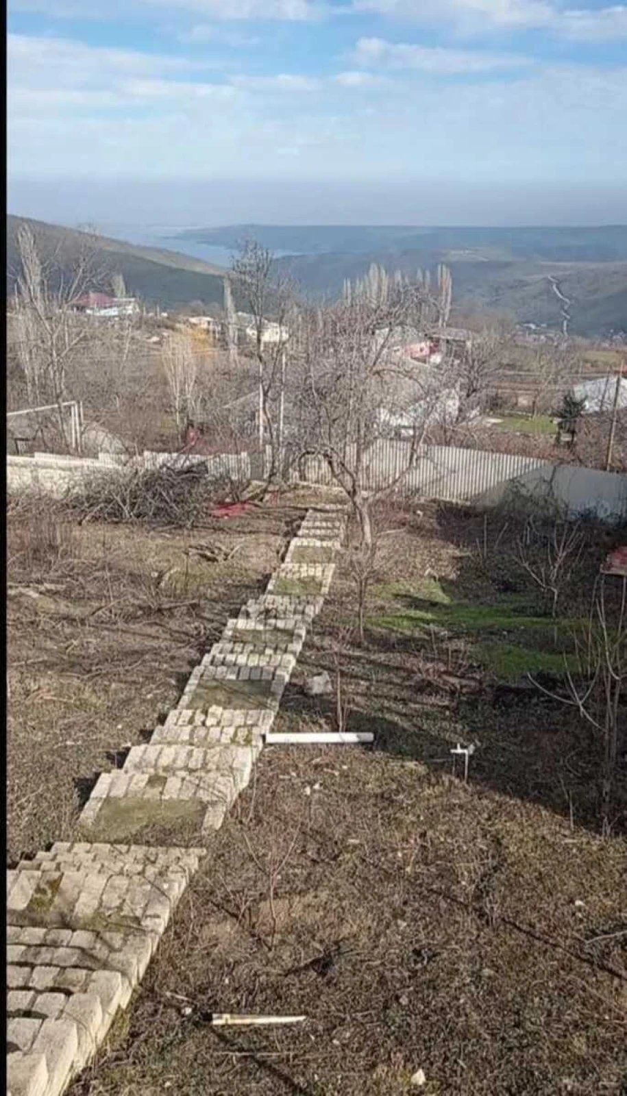 Satılır torpaq sahəsi 3 m²