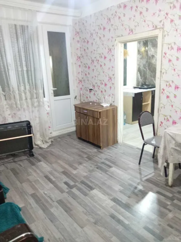 Kirayə verilir 2 otaqlı mənzil 42 m²