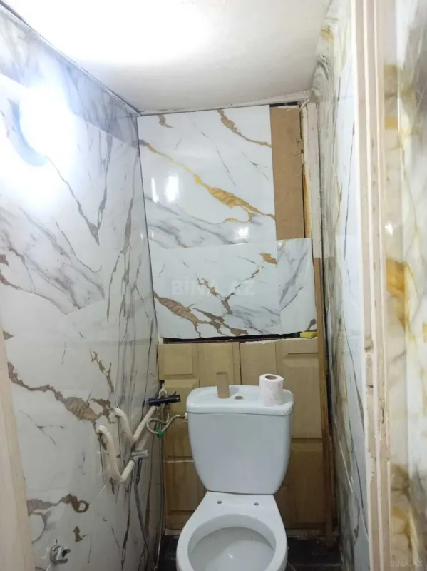 Kirayə verilir 2 otaqlı mənzil 42 m²