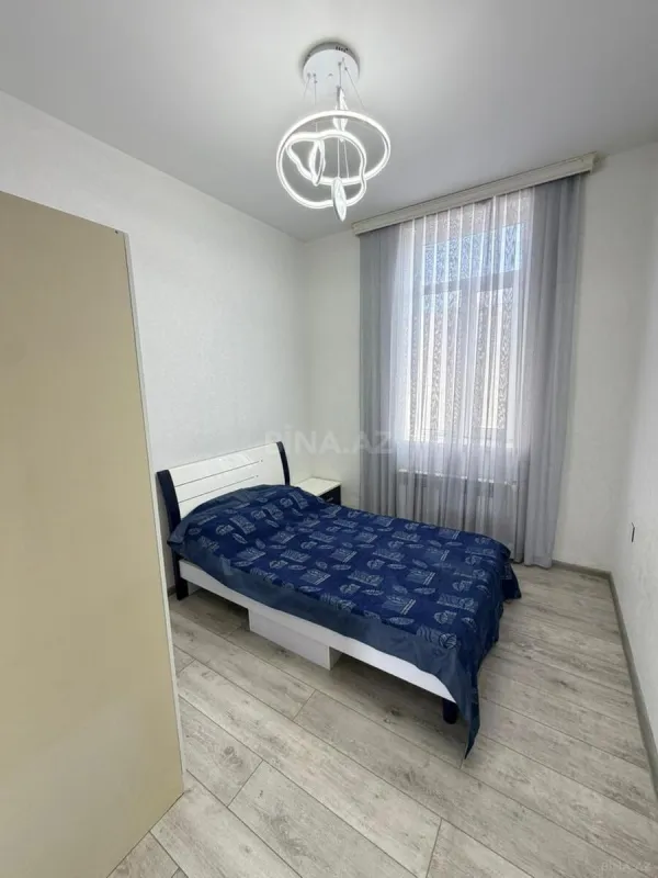 Satılır 4 otaqlı həyət evi 140 m²