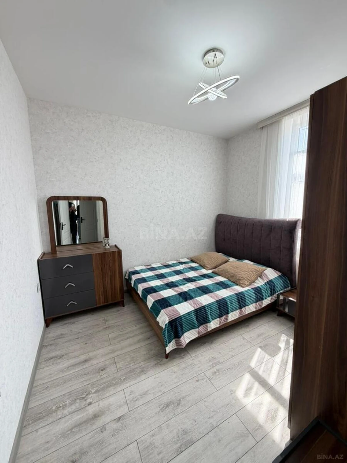 Satılır 4 otaqlı həyət evi 140 m²