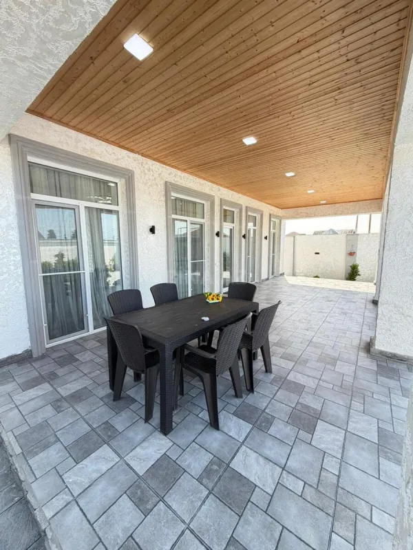 Satılır 4 otaqlı həyət evi 140 m²