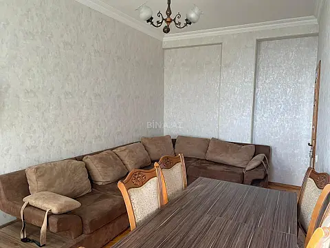 Kirayə verilir 2 otaqlı mənzil 70 m²