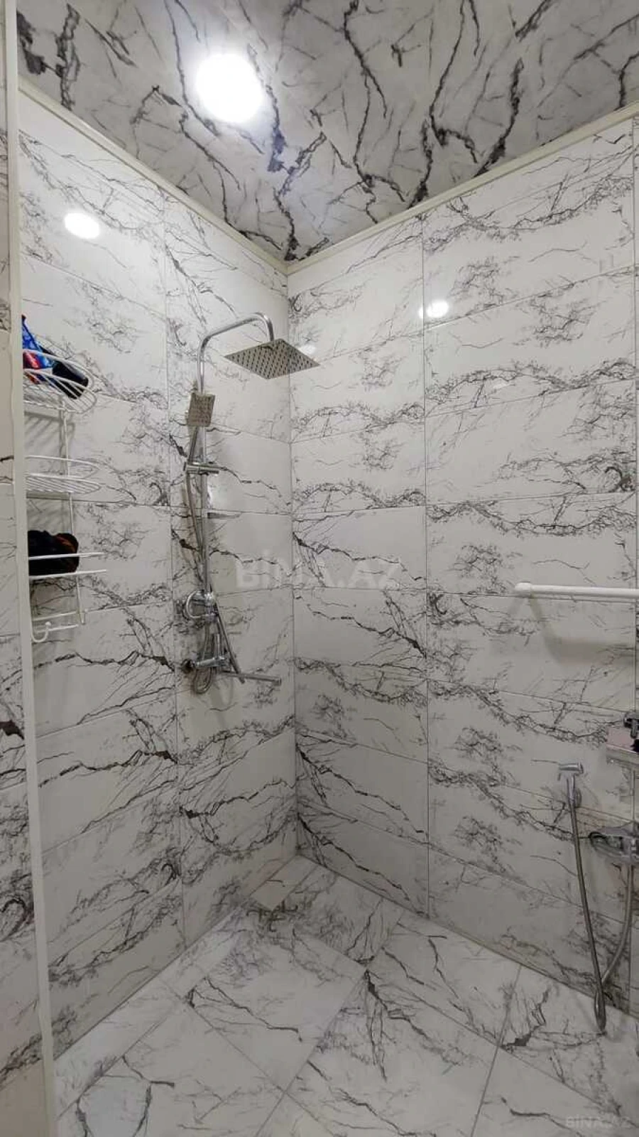 Satılır 3 otaqlı mənzil 90 m²