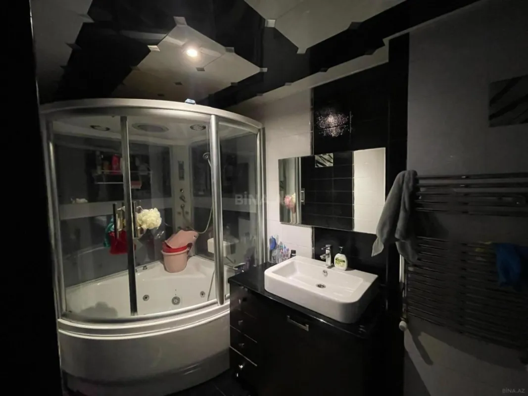 Satılır 3 otaqlı mənzil 120 m²