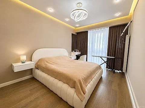 Satılır 3 otaqlı mənzil 86 m²