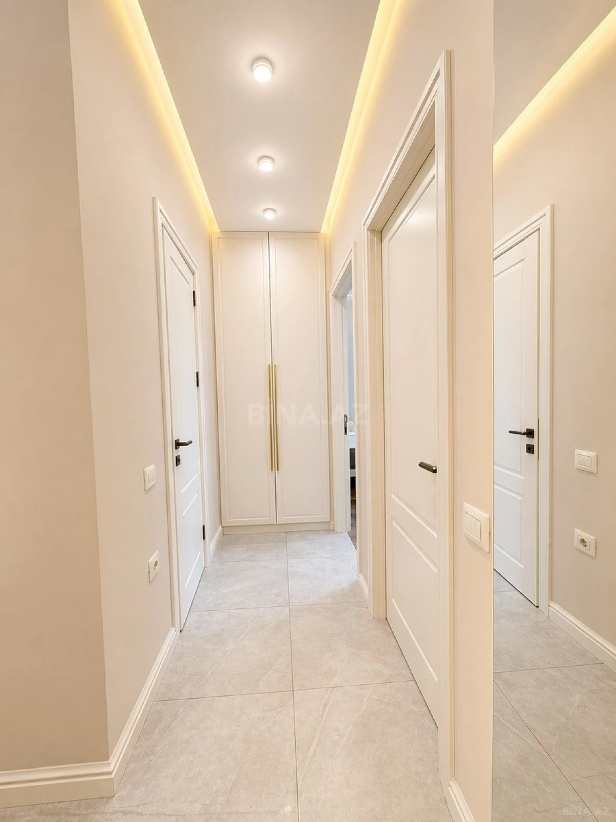 Satılır 3 otaqlı mənzil 86 m²