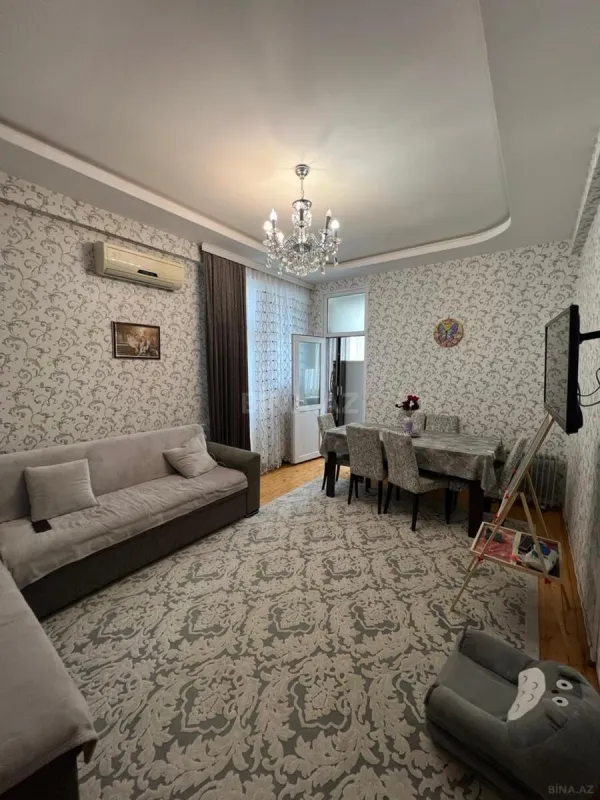 Satılır 2 otaqlı mənzil 68 m²