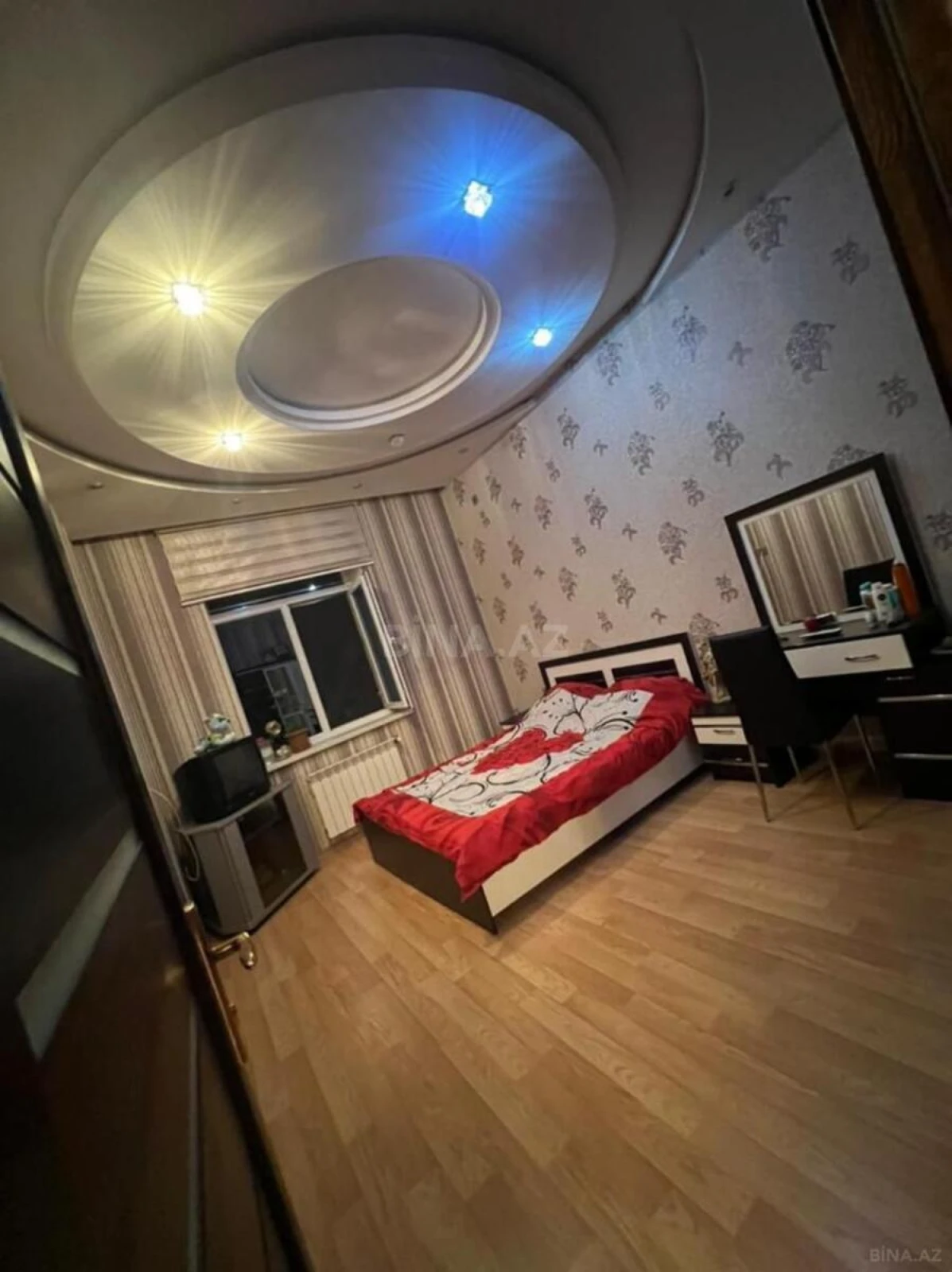 Kirayə verilir 5 otaqlı həyət evi 224 m²