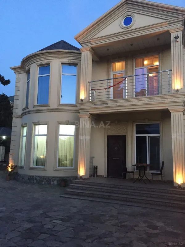 Kirayə verilir 5 otaqlı həyət evi 224 m²