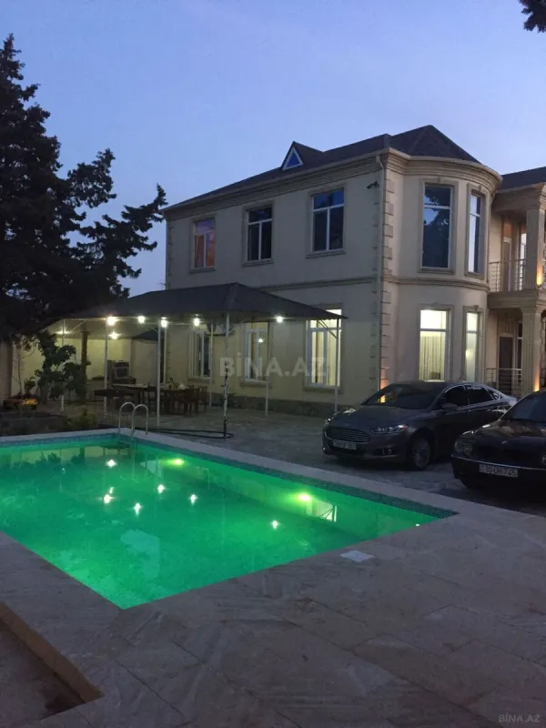 Kirayə verilir 5 otaqlı həyət evi 224 m²