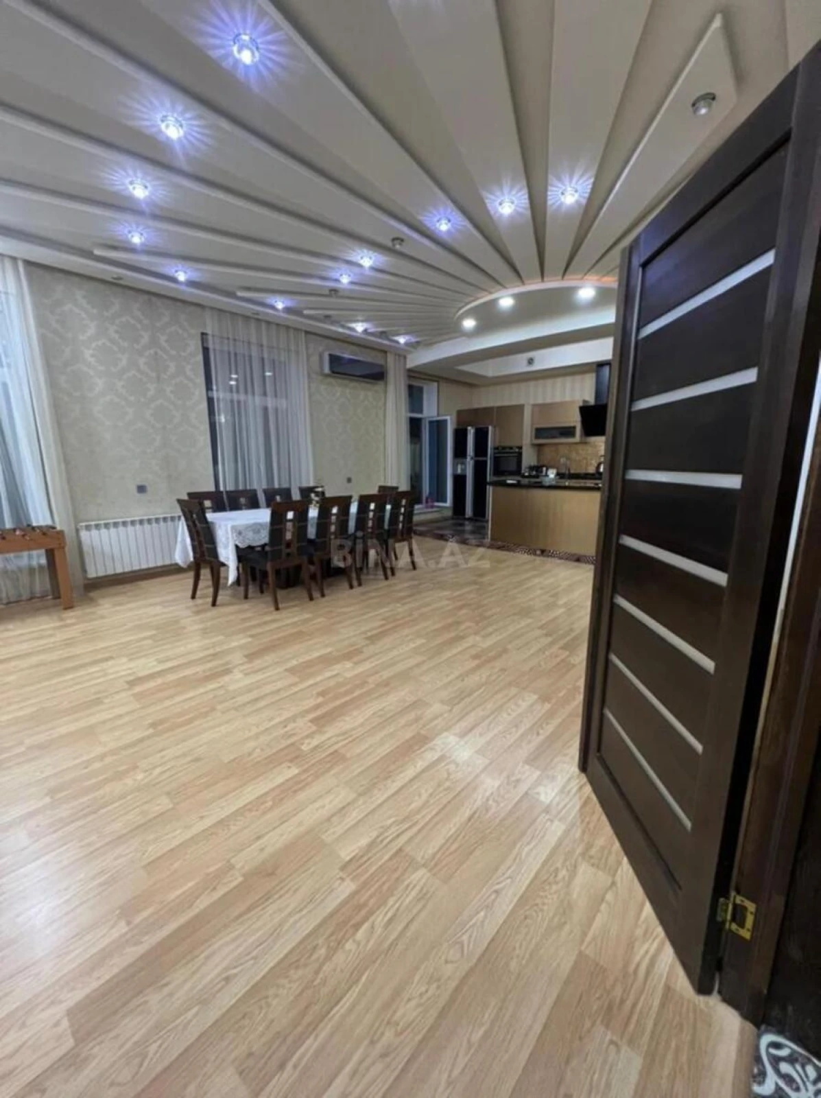 Kirayə verilir 5 otaqlı həyət evi 224 m²