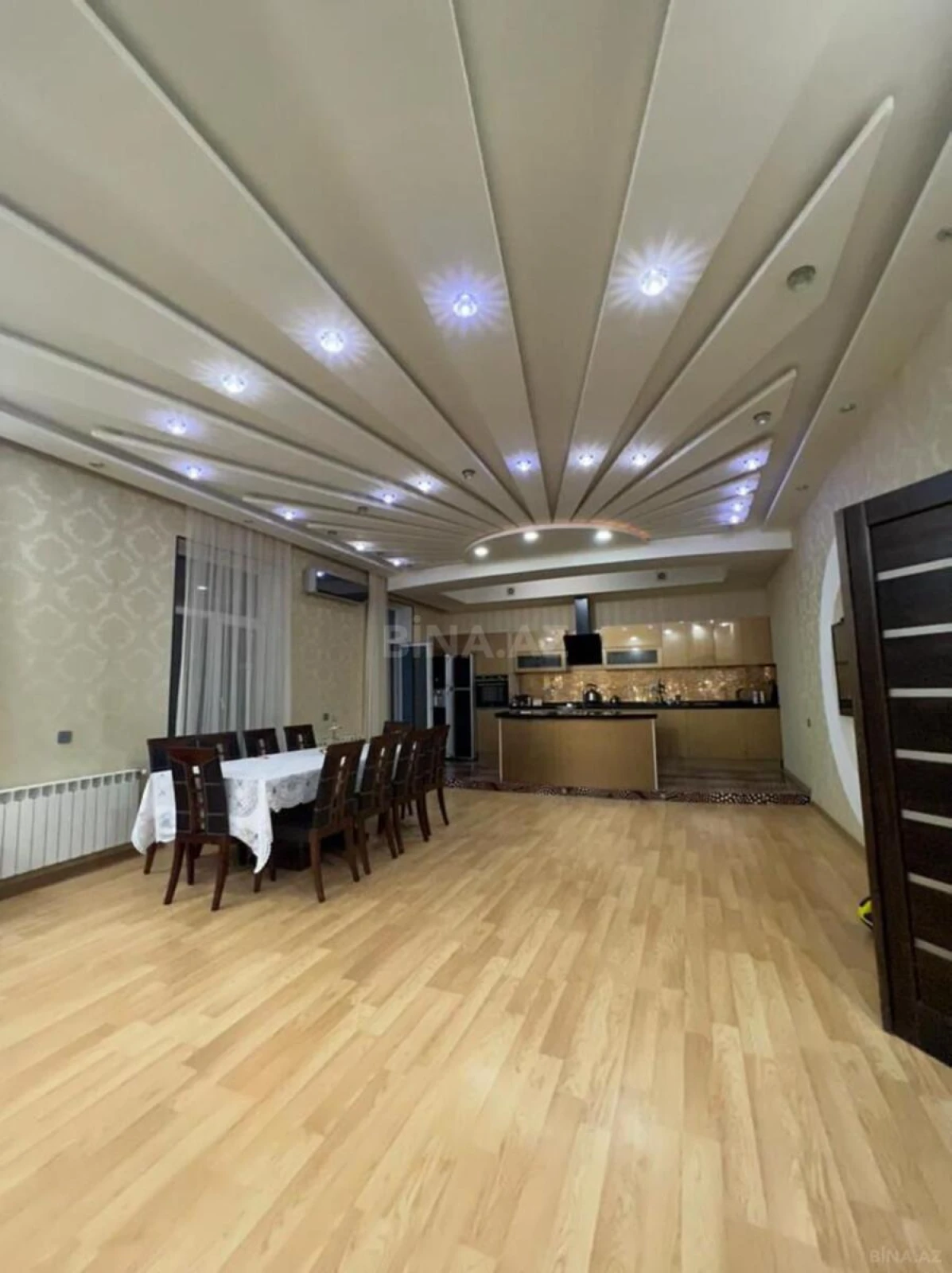 Kirayə verilir 5 otaqlı həyət evi 224 m²