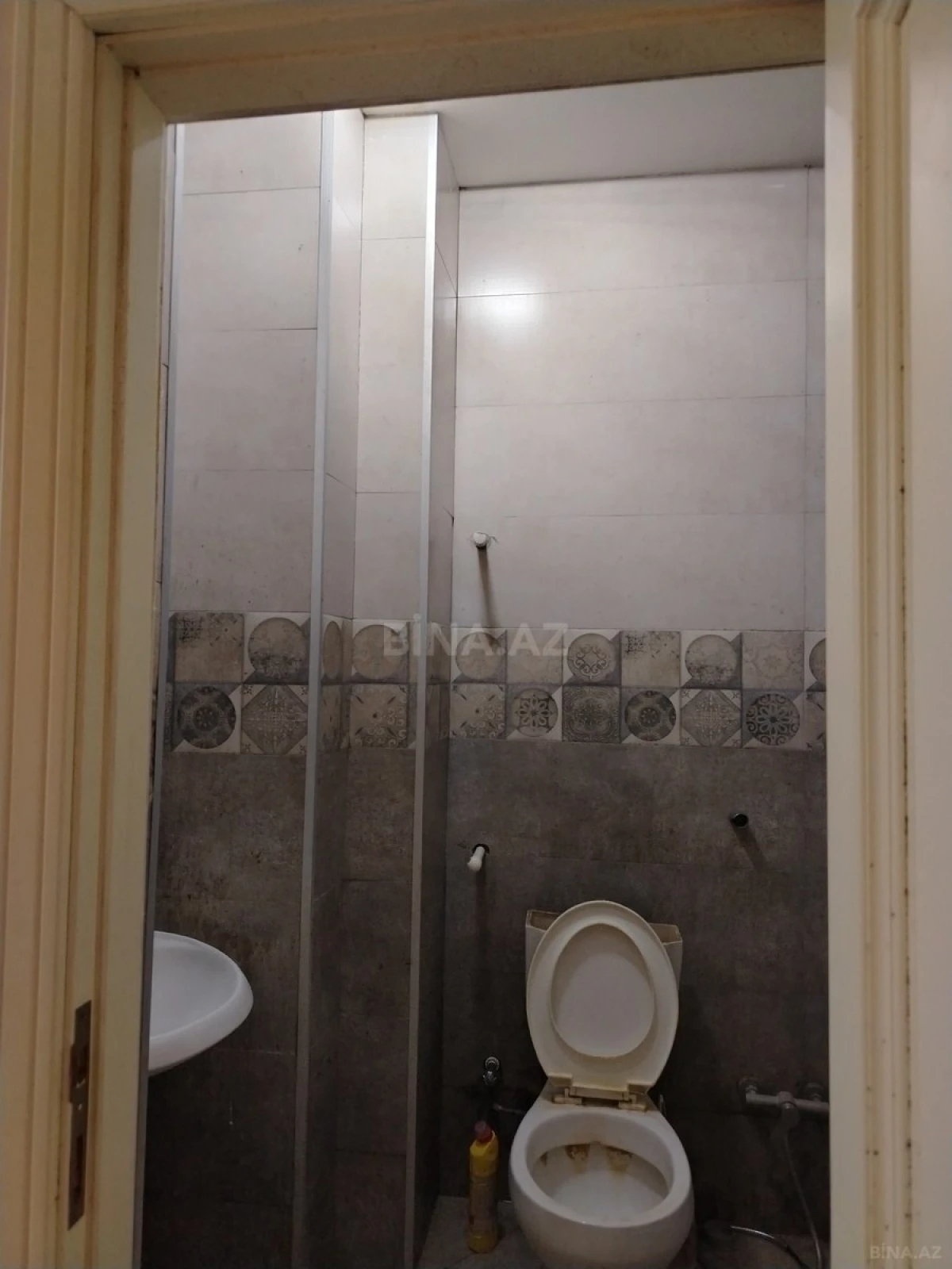 Kirayə verilir 3 otaqlı mənzil 113 m²
