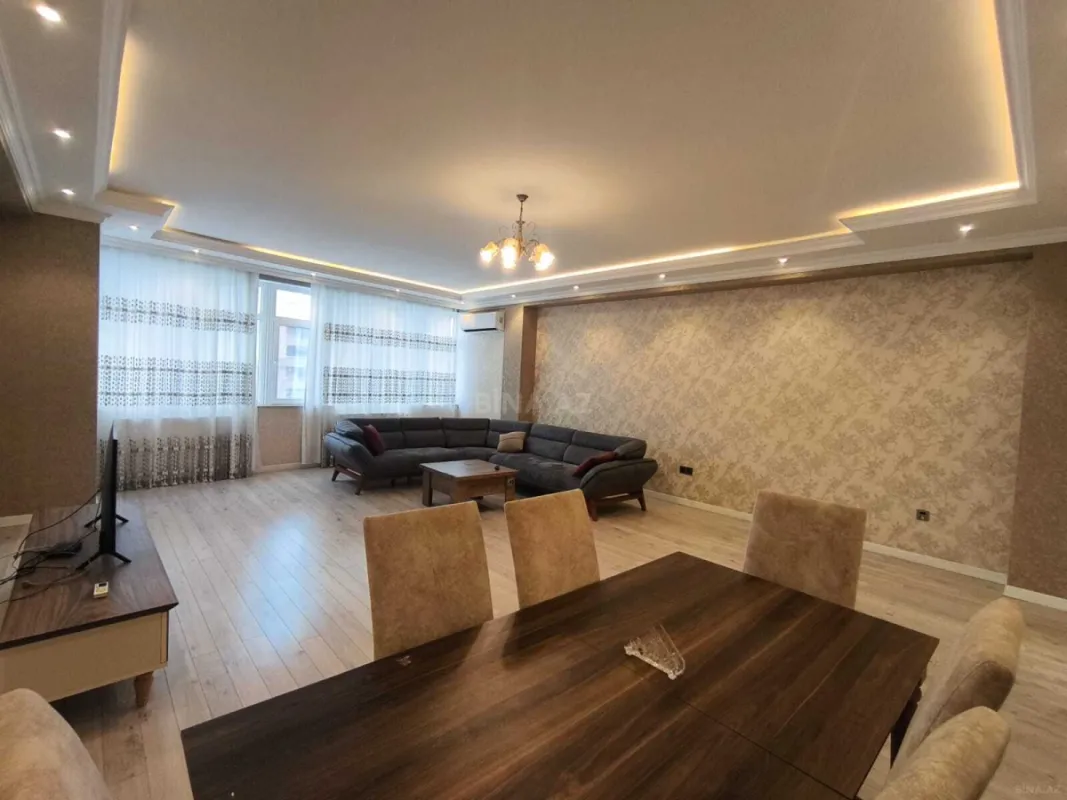 Kirayə verilir 3 otaqlı mənzil 170 m²