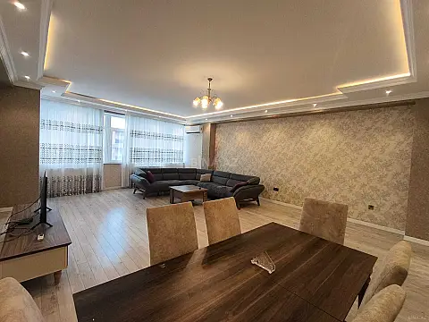 Kirayə verilir 3 otaqlı mənzil 170 m²