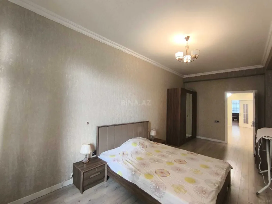 Kirayə verilir 3 otaqlı mənzil 170 m²