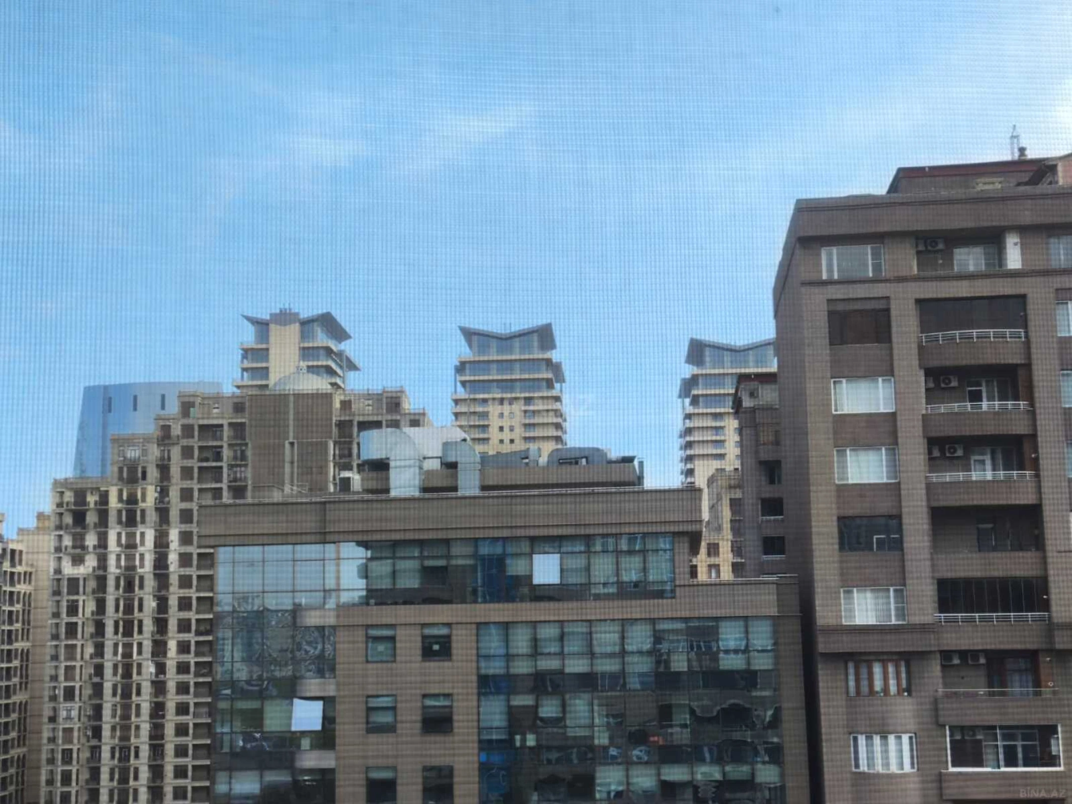 Kirayə verilir 3 otaqlı mənzil 170 m²