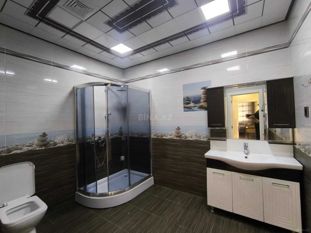 Kirayə verilir 3 otaqlı mənzil 170 m²