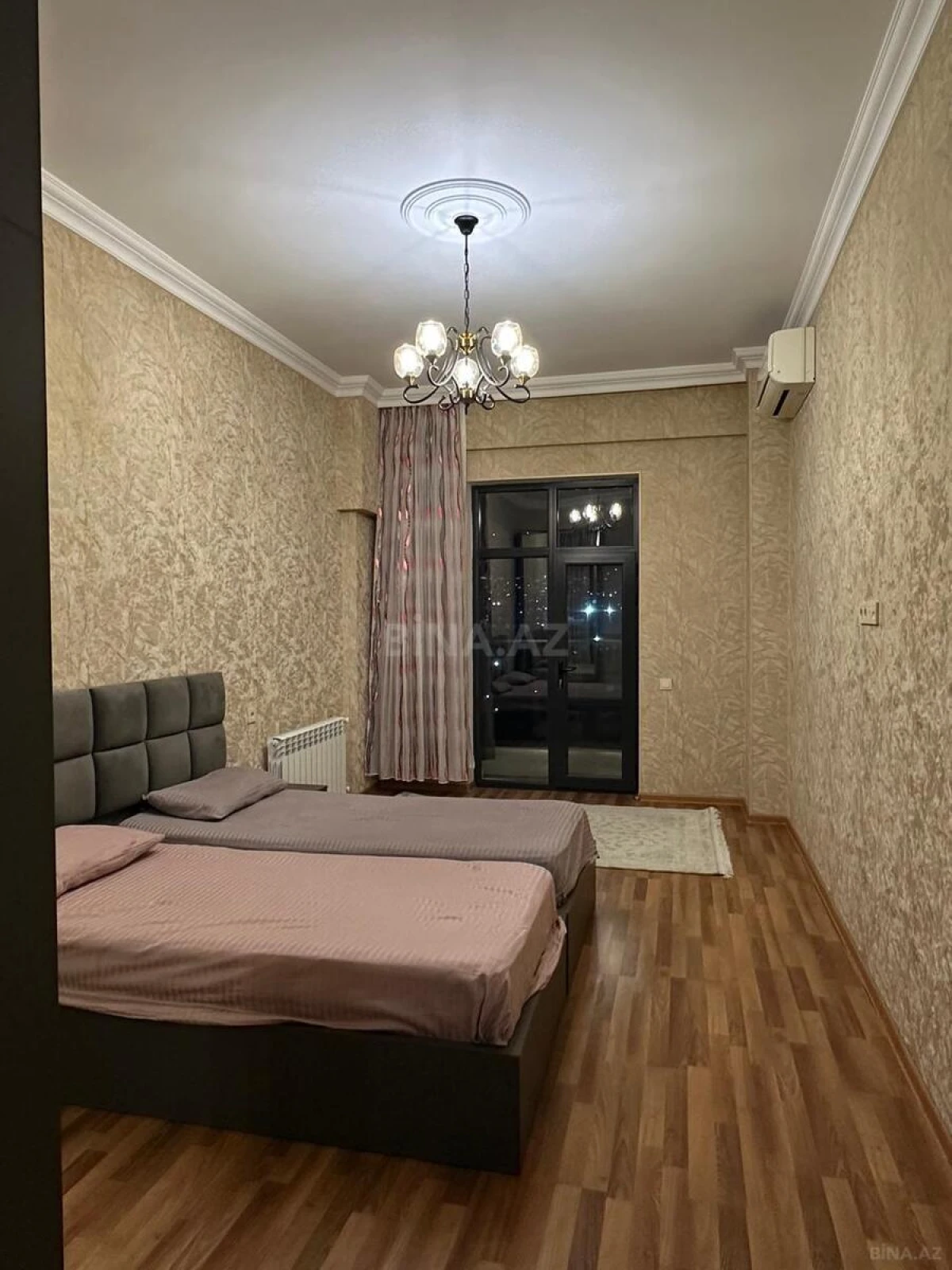 Kirayə verilir 3 otaqlı mənzil 105 m²