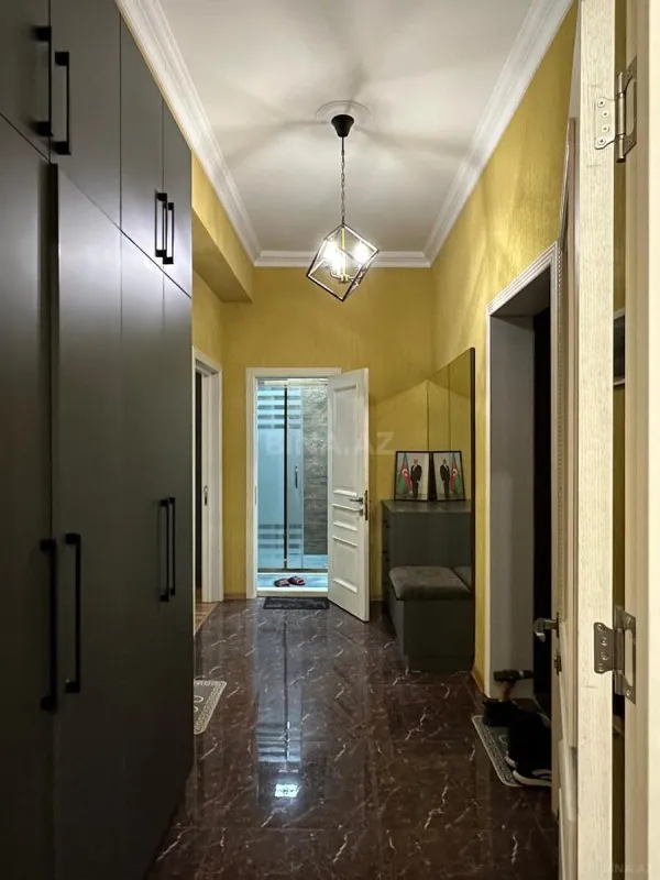 Kirayə verilir 3 otaqlı mənzil 105 m²