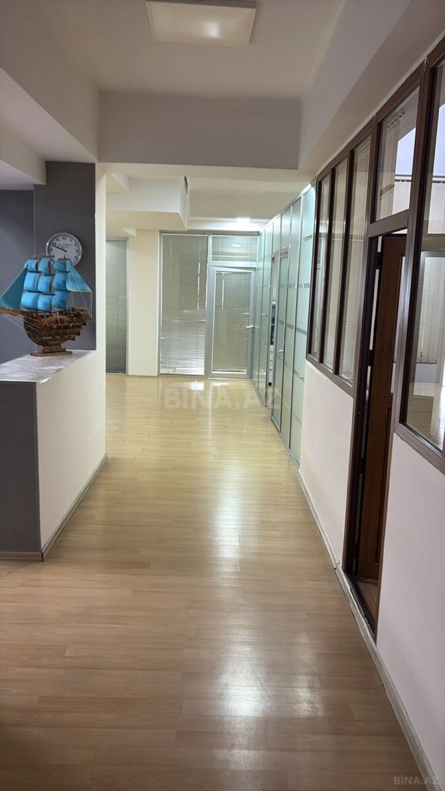 Satılır obyekt 223 m²