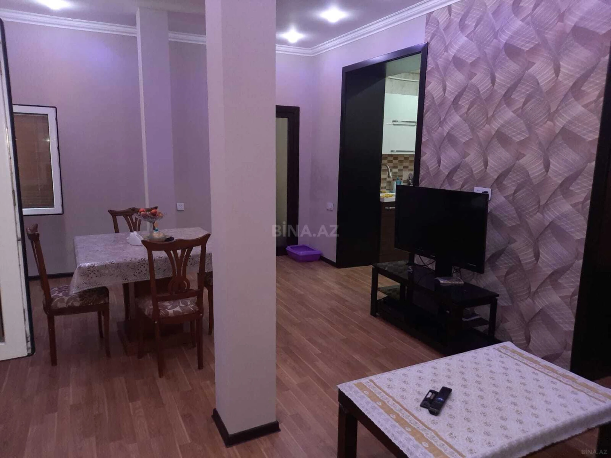 Satılır 4 otaqlı mənzil 130 m²