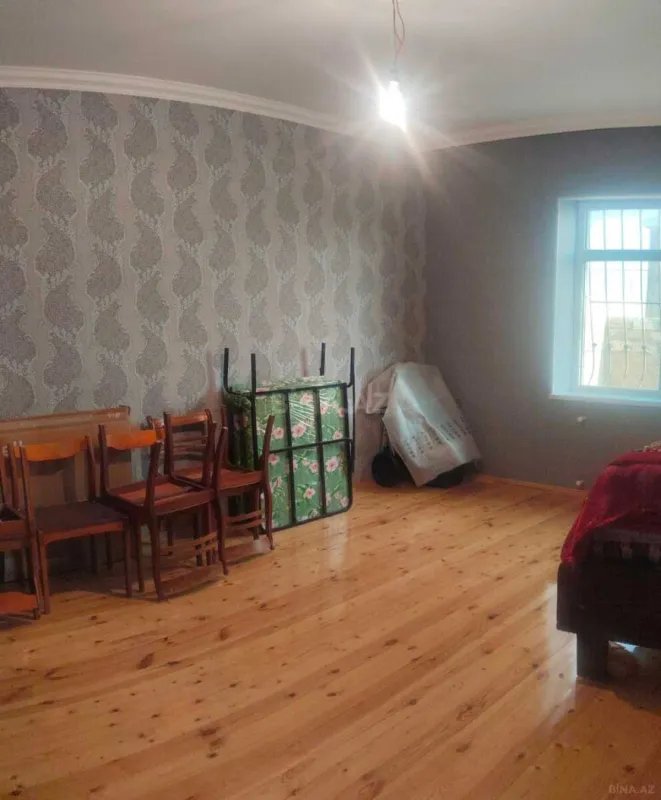 Satılır 4 otaqlı həyət evi 140 m²