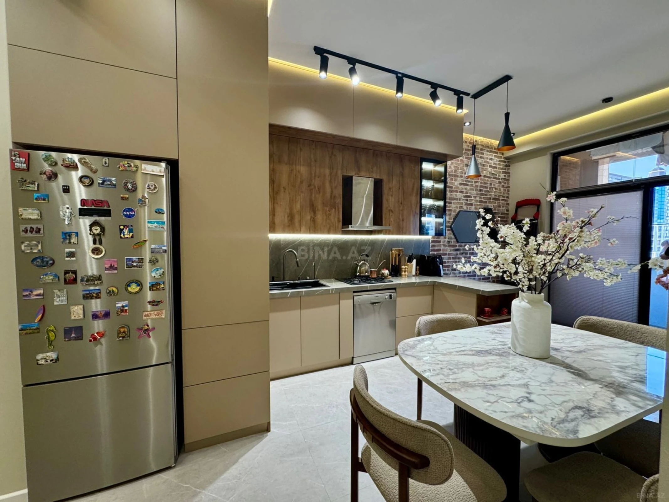 Kirayə verilir 3 otaqlı mənzil 100 m²
