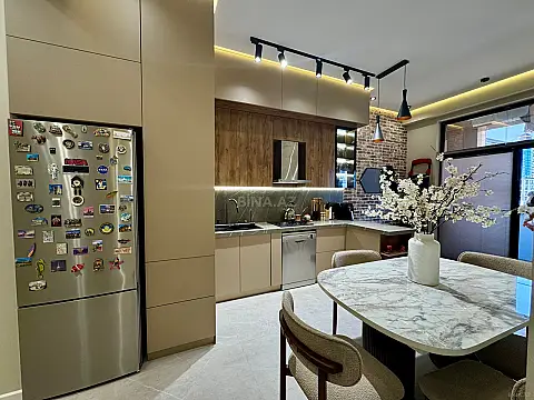 Kirayə verilir 3 otaqlı mənzil 100 m²