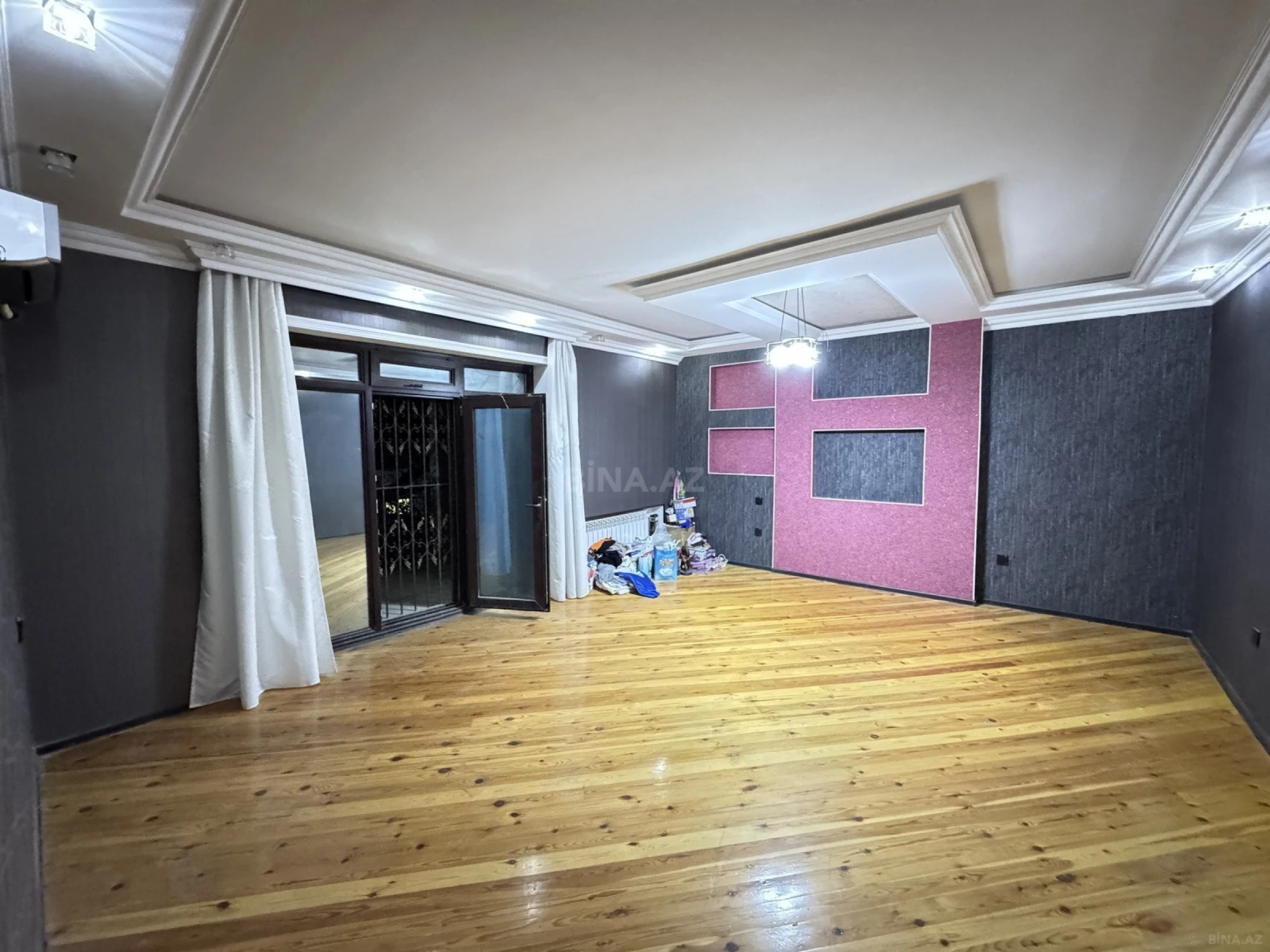 Satılır 5 otaqlı həyət evi 185 m²