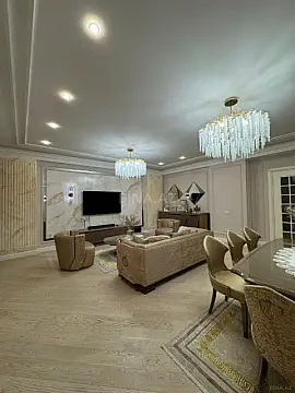 Satılır 5 otaqlı mənzil 300 m²