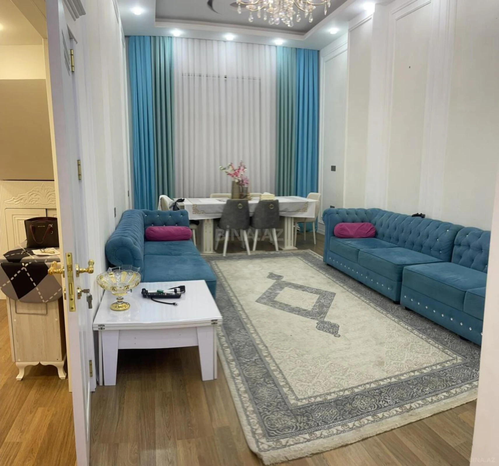 Kirayə verilir 3 otaqlı mənzil 100 m²