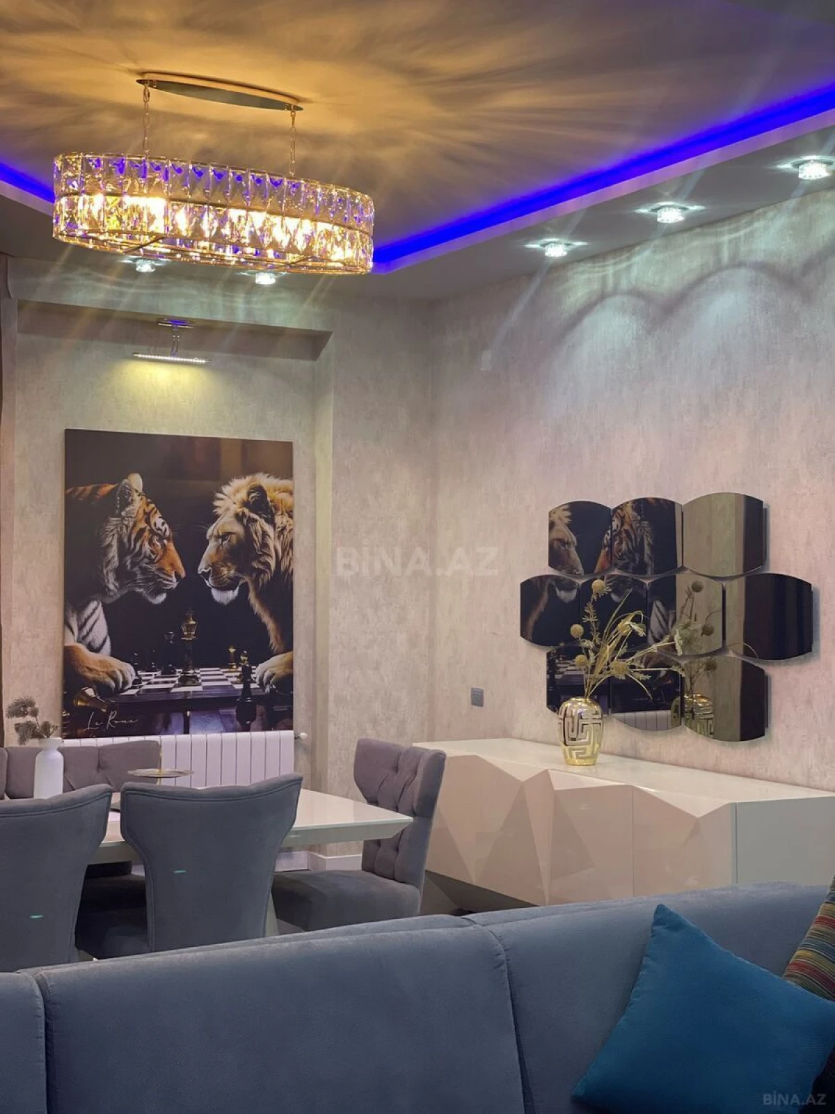 Kirayə verilir 3 otaqlı mənzil 150 m²