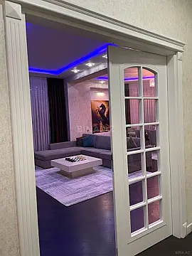 Kirayə verilir 3 otaqlı mənzil 150 m²