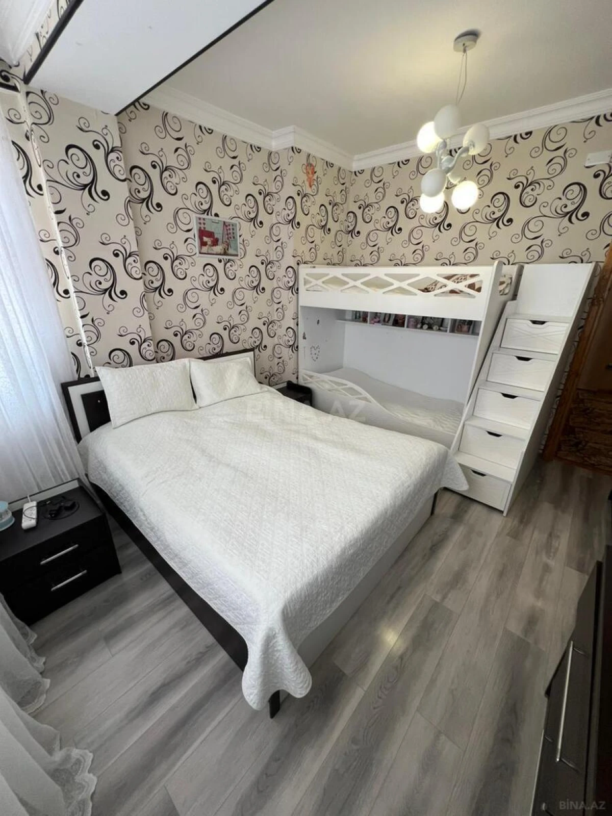 Satılır 2 otaqlı mənzil 65 m²