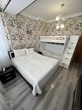 Satılır 2 otaqlı mənzil 65 m²