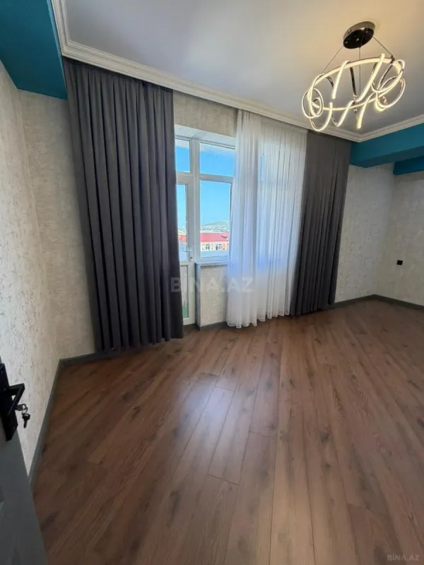 Satılır 3 otaqlı mənzil 93 m²