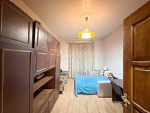 Satılır 3 otaqlı mənzil 90 m²
