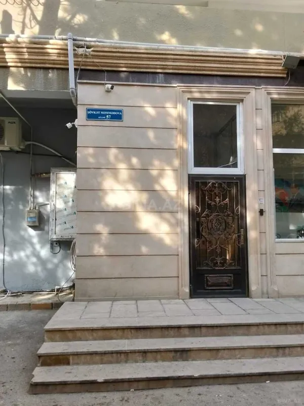 Satılır 2 otaqlı mənzil 82.8 m²