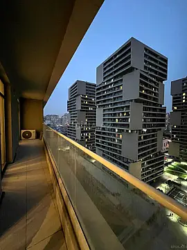 Kirayə verilir 3 otaqlı mənzil 148 m²