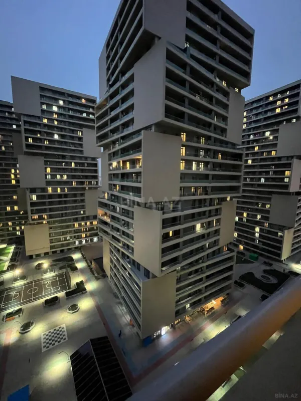 Kirayə verilir 3 otaqlı mənzil 148 m²