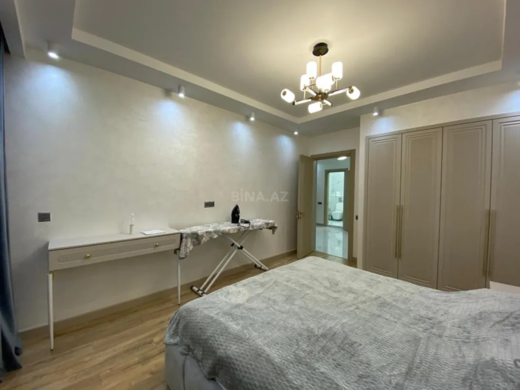 Kirayə verilir 3 otaqlı mənzil 148 m²
