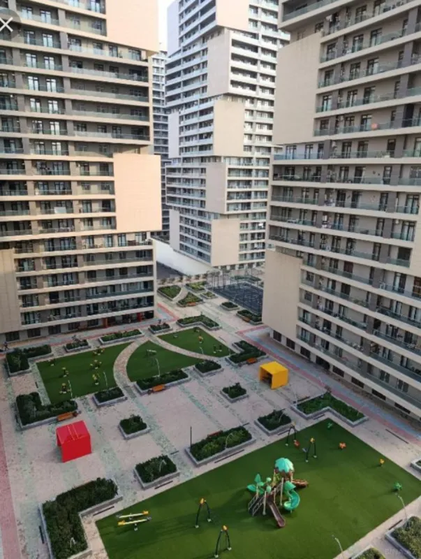 Kirayə verilir 3 otaqlı mənzil 148 m²