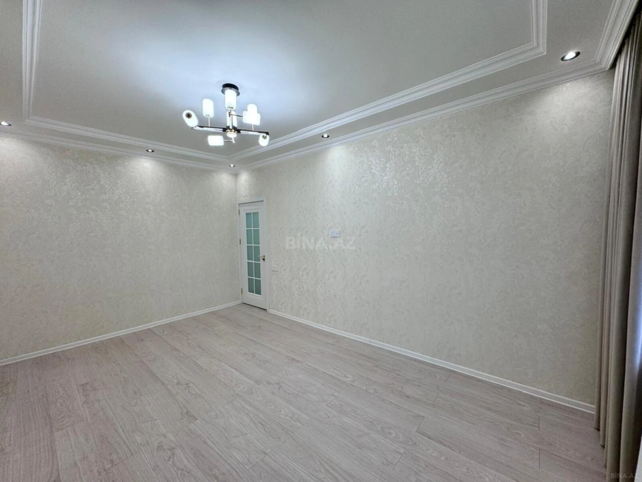 Satılır 2 otaqlı mənzil 53 m²