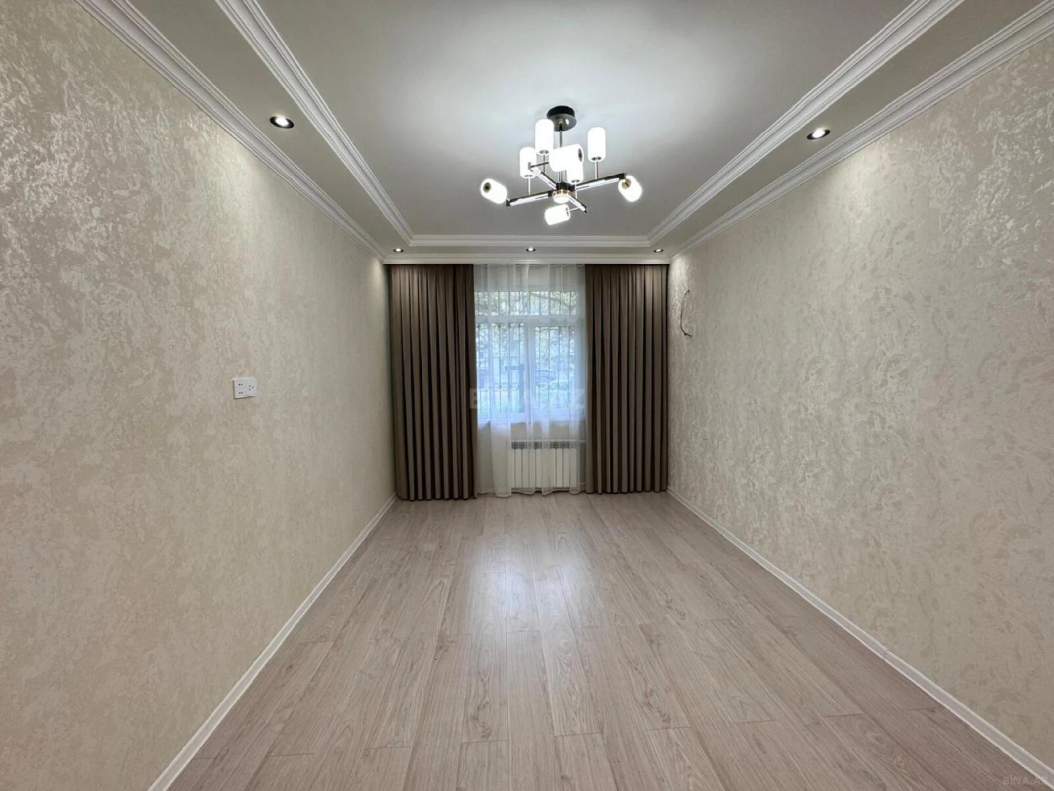 Satılır 2 otaqlı mənzil 53 m²