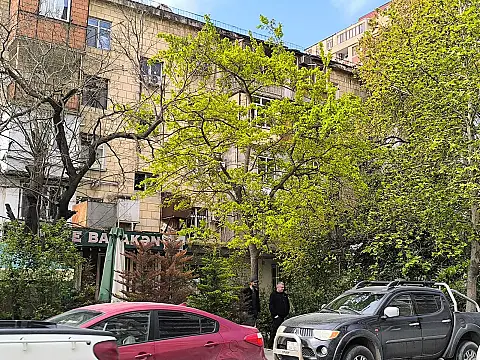 Satılır 2 otaqlı mənzil 50 m² — Bakı 2 otaq 50.00 m²