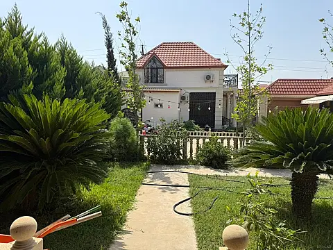 Satılır 5 otaqlı həyət evi 120 m²