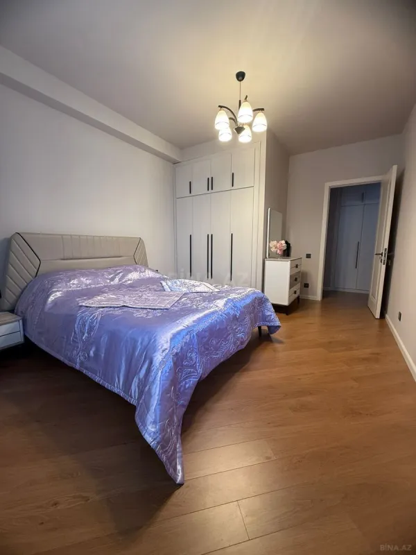Kirayə verilir 3 otaqlı mənzil 95 m²